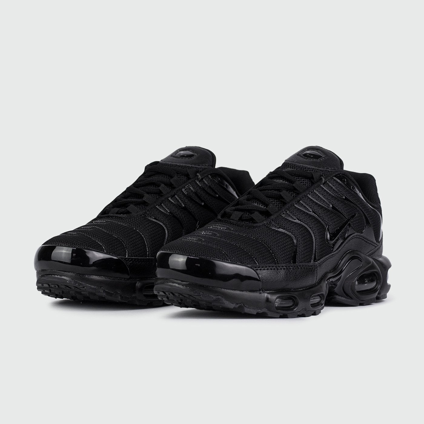 Air max plus tn ultra women's triple black best sale